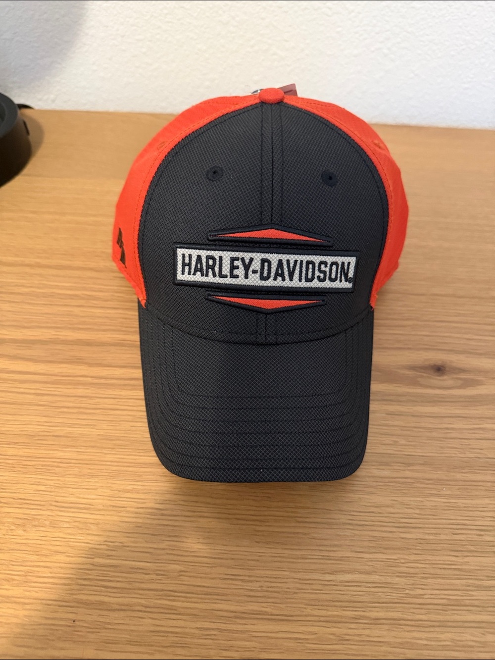 Harley-Davidson Black and Orange Embroidered Logo Cap